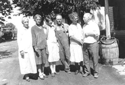 The Old Folks at Home - Mama, Dot, Amy, Mike, Edith, Pop - circa 1940